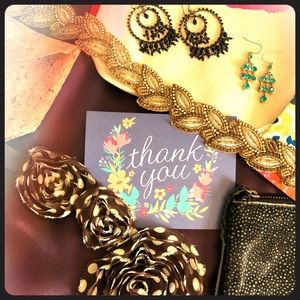 Bundle over $50? FREE Surprise accessory!